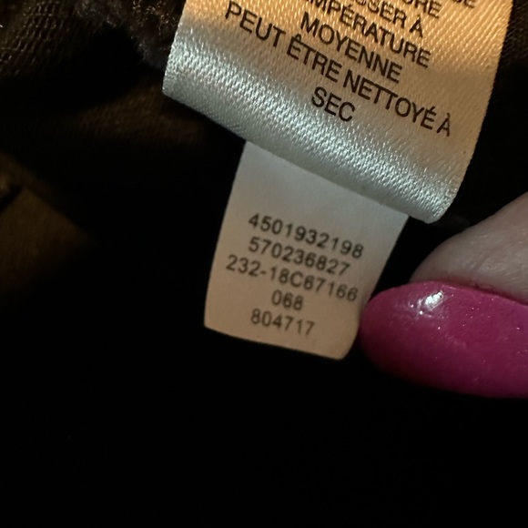 🌺 CHICOS DESTRUCTED ANIMAL ANKLE GIRLFRIEND JEANS🌺 - Picture 6 of 9